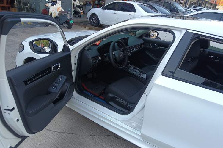 Used Honda Civic 2023 240TURBO CVT Dynamic Edition
