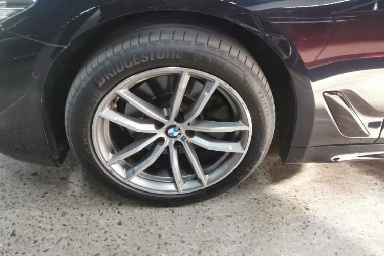 Used BMW 5 Series 2019 Restyled 525Li M Sport Package