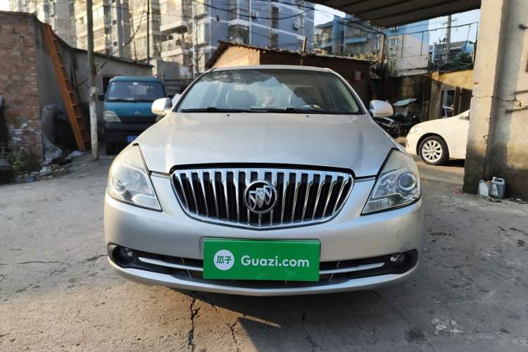 Used Buick Excelle 2013 1.5L Manual Classic Model
