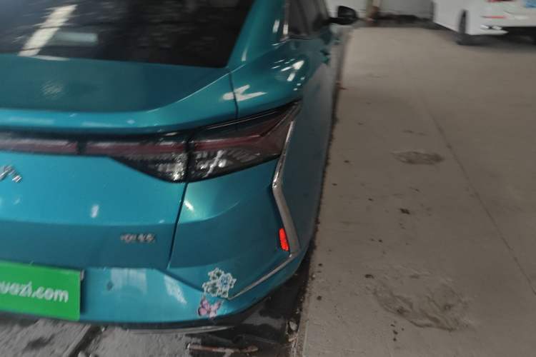 Used Dongfeng Aeolus Yixuan 2020 230T Automatic Dazzle Track Edition