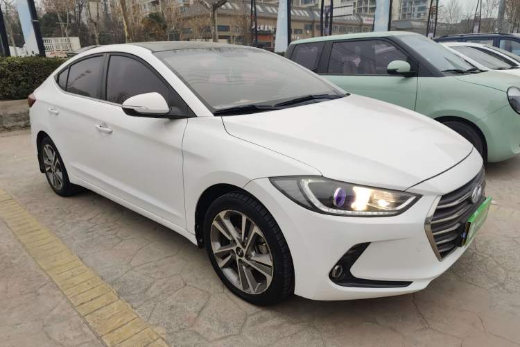 Used Hyundai Elantra 2016 1.6L Automatic ZhiXuan – Elite Version