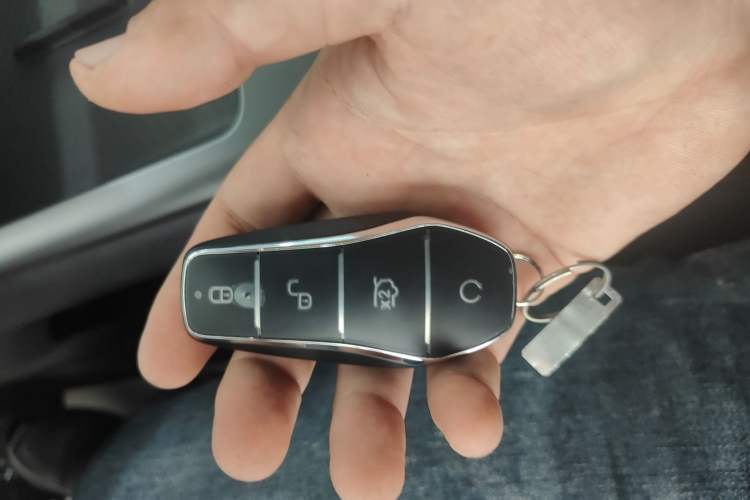 Used BYD Song Pro New Energy 2025 2nd Generation Intelligent Driving Version DM-i 75KM Leading Edition
