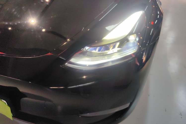 Used Tesla Model Y 2021 Standard Range Rear-Wheel Drive Version
