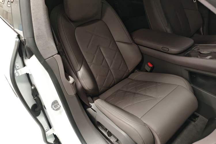 Used Nio ET7 2024 100kWh Executive Signature Edition
