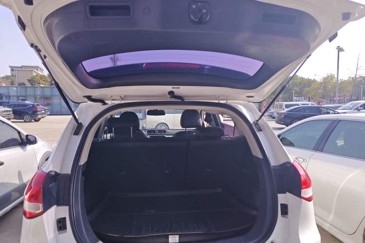 Used Haval H2 2017 Blue Label 1.5T Manual Two-Wheel Drive Elite Model