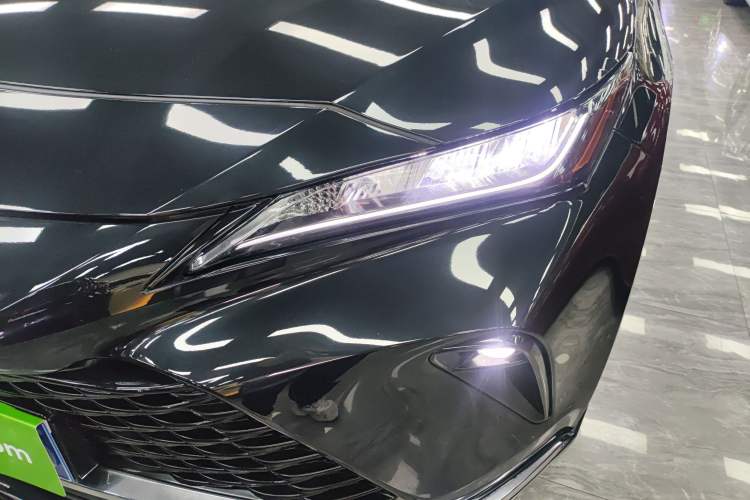 Used Toyota Venza 2023 2.0L CVT Two-Wheel Drive Luxury Edition
