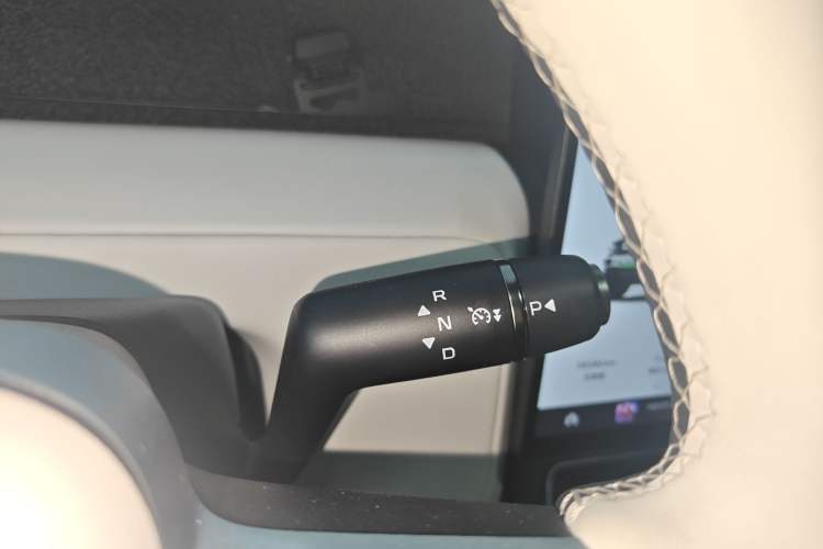 Used iCAR V23 2025 501 Four-Wheel Drive Intelligent Driving Version
