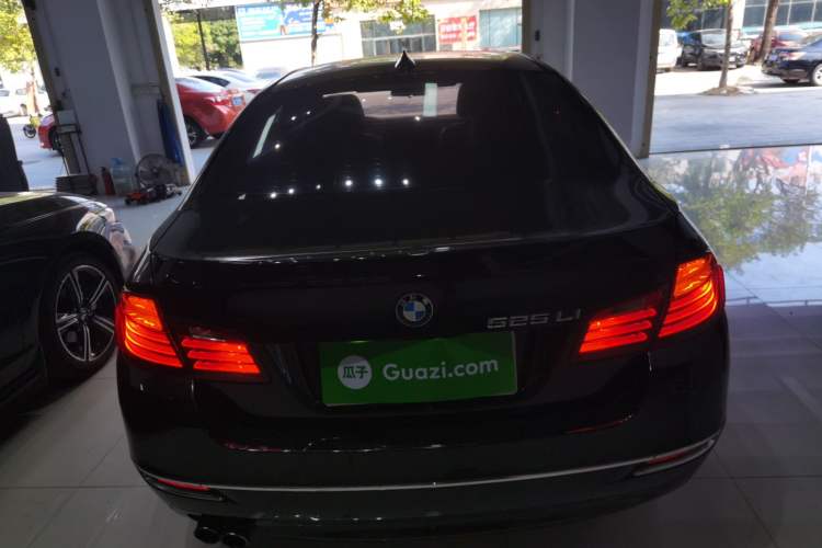 Used BMW 5 Series 2014 525Li Luxury Design Package
