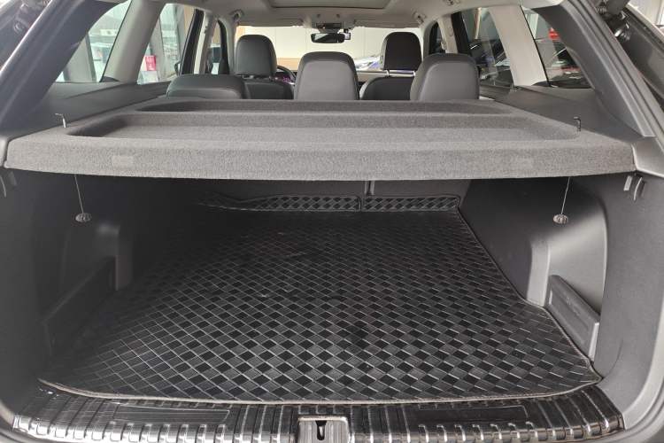 Used Volkswagen Tavendor 2024 380TSI All-Wheel Drive R-Line Cruise Edition
