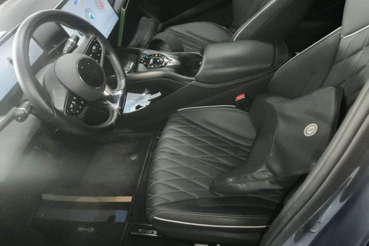 Used BYD Seal 2022 550 km Standard Range Rear-Wheel Drive Elite Version
