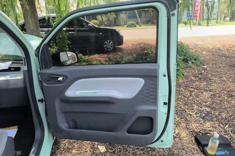 Used Wuling Hongguang MINIEV 2021 Macaron Fashion Model Lithium Iron Phosphate
