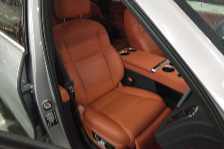 Used Li Auto L8 2023 Pro Model
