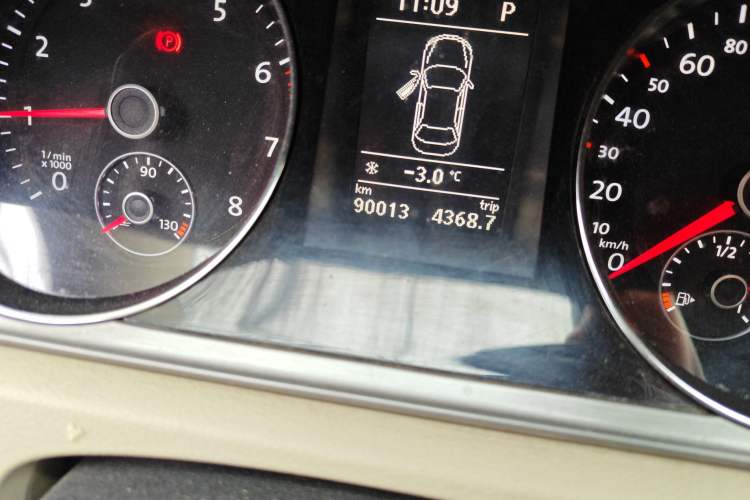 Used Volkswagen Magotan 2013 1.8TSI Luxury Model
