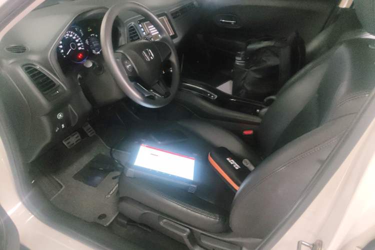 Used Honda Vezel 2015 1.5L CVT two-wheel drive Comfort trim