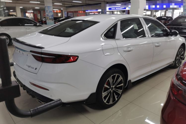 Used Geely Auto Preface 2025 Dongfang Yao 1.5TD Kunlun Edition
