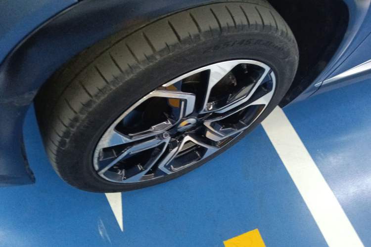 Used Nio ES8 2020 580 km Signature Edition 7-Seater Version
