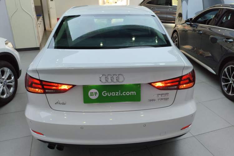 Used Audi A3 2016 Limousine 35 TFSI Ambition Edition
