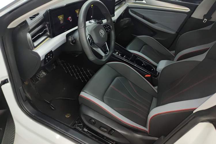 Used Volkswagen Lamando 2024 Lavida L 280TSI DSG Cool & Spicy Edition
