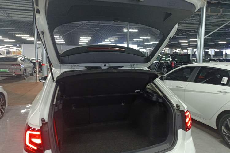 Used Volkswagen C-TREK 2020 1.5L Automatic Comfort Model
