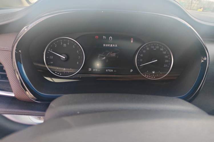 Used Buick GL8 2021 Land Cruiser Executive 652T Premium Model
