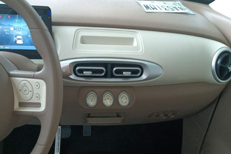 Used Wuling Hongguang MINIEV 2025 Four-Door Version Advanced Edition
