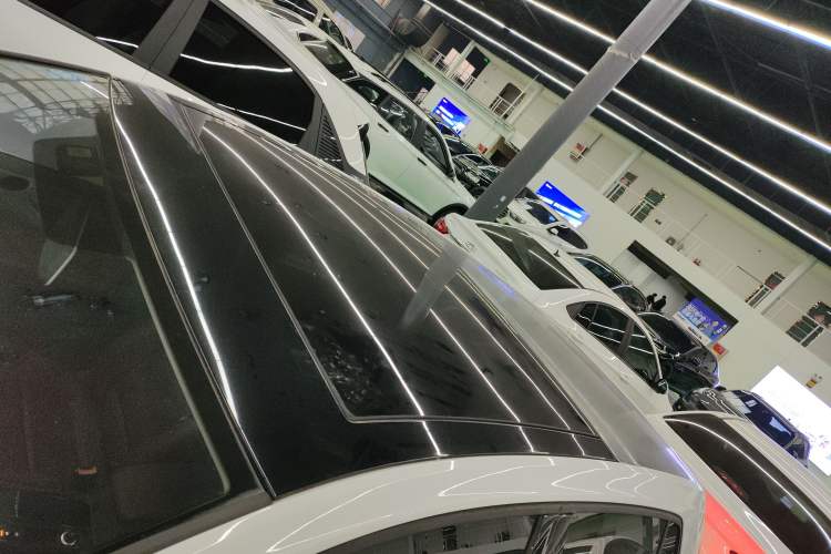 Used Volkswagen Golf 2017 230TSI Automatic Comfort Edition – Celebrating Milestone of One Million Units
