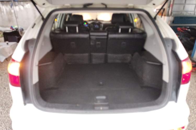 Used BYD S6 2013 Platinum Edition 2.4L Automatic Luxury Model