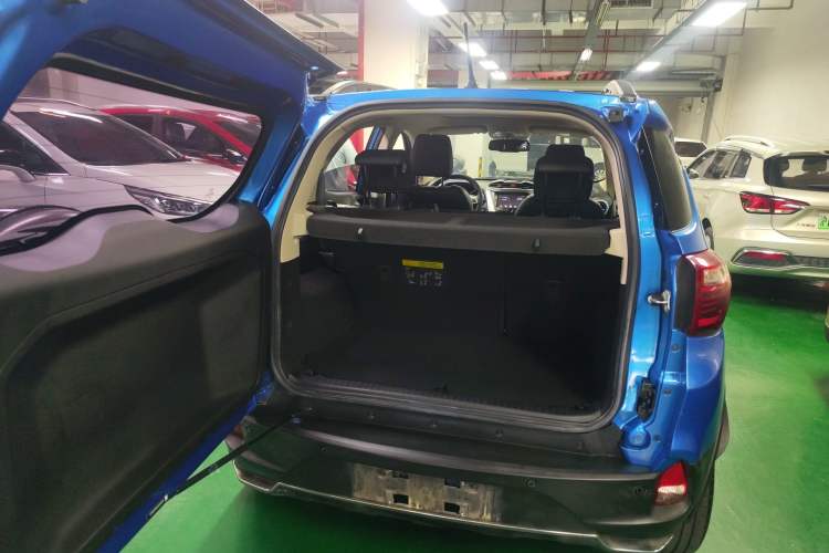 Used BYD Yuan New Energy 2018 EV360 Smart Connected Cool Model
