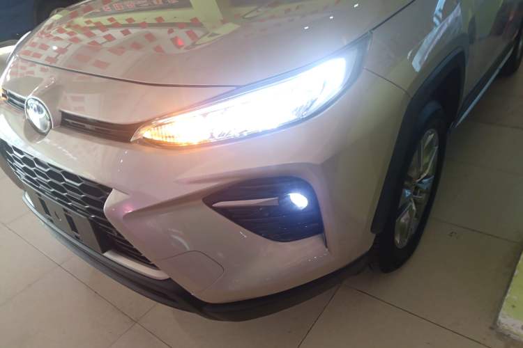 Used Toyota Wildlander 2021 2.0L CVT 4x4 Luxury Edition
