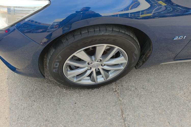 Used Infiniti Q50L 2015 2.0T Comfort Edition