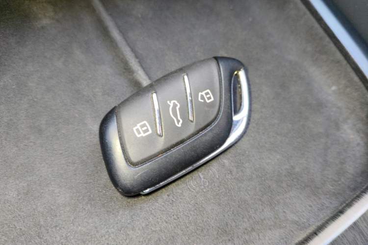 Used Roewe D7 2023 DMH 125km Superior Edition
