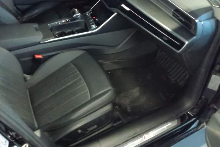 Used Audi A6 2021 allroad quattro Explorer 55 TFSI Prestige Off-Road Model