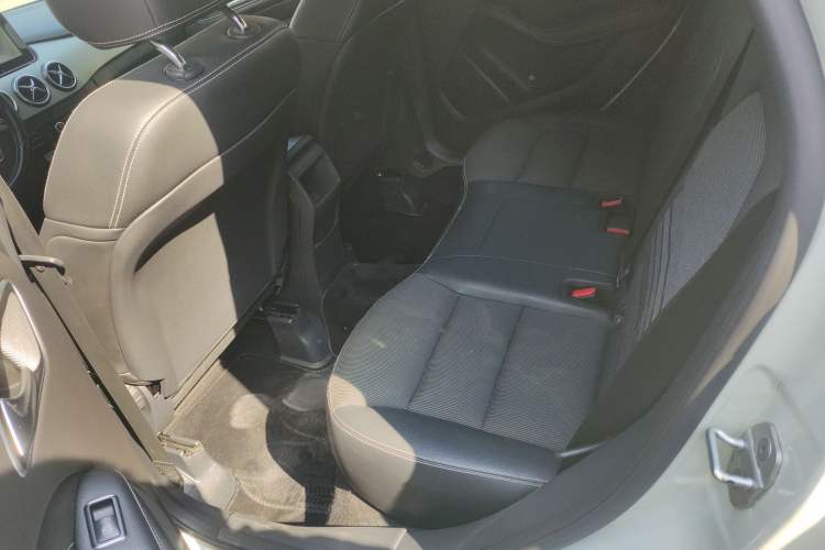 Used Mercedes-Benz B-Class 2015 B 200 Sport Edition