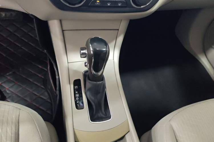 Used Dongfeng Aeolus A60 2016 1.6L Automatic Luxury Model
