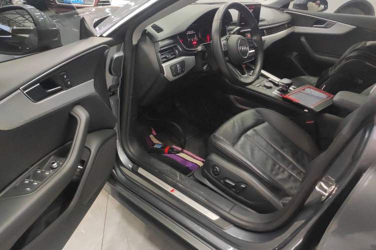 Used Audi A5 2017 Sportback 40 TFSI Fashion Model
