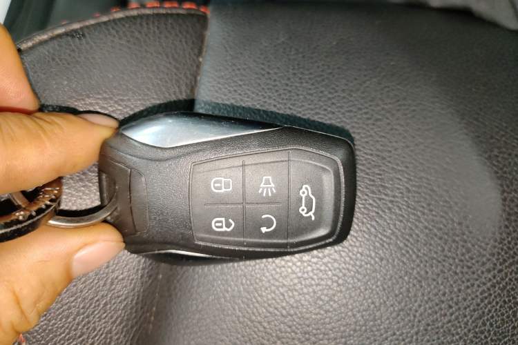 Used Soueast DX3 2018 1.5T CVT Luxury Model
