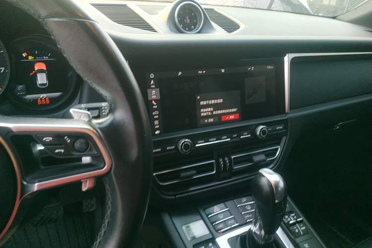 Used Porsche Macan 2018 Macan 2.0T
