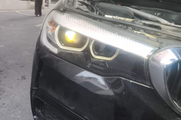 Used BMW 5 Series 2019 525Li M Sport Package
