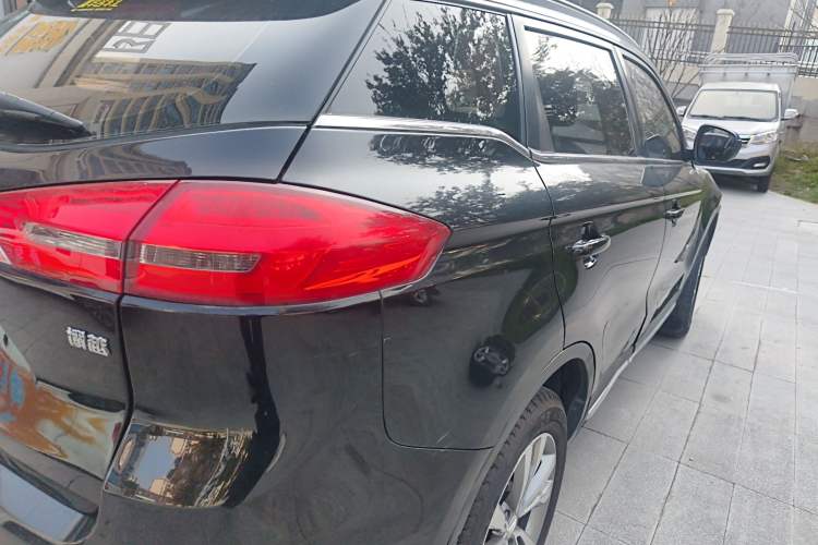 Used Geely Auto Emgrand X7 Sport 2016 1.8TD Automatic Smart Connectivity Version
