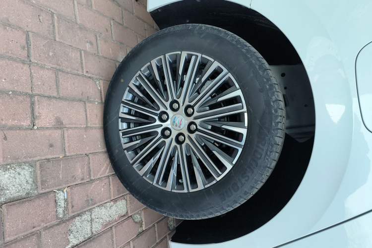 Used Buick GL8 New Energy 2024 Lu Zun Deluxe Edition 7-Seater
