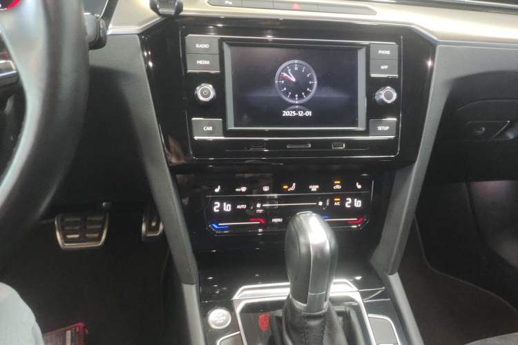 Used Volkswagen FAW-Volkswagen CC 2020 330TSI Huayan Edition China VI Standard
