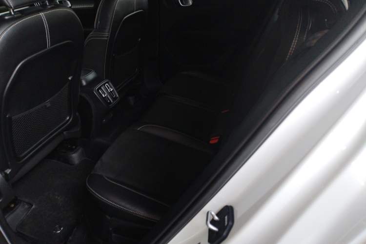 Used Volvo XC40 2021 T4 Four-Wheel Drive Smart & Sporty Edition
