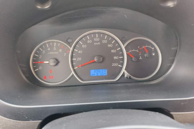 Used Wuling Hongguang 2014 1.5L Standard Version
