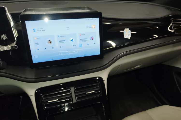 Used BYD Qin PLUS 2024 HONOR Edition DM-i 55KM Leading Model