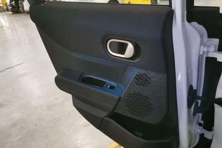 Used  MINI 2025 1.5T COOPER Classic Edition Five-Door Version
