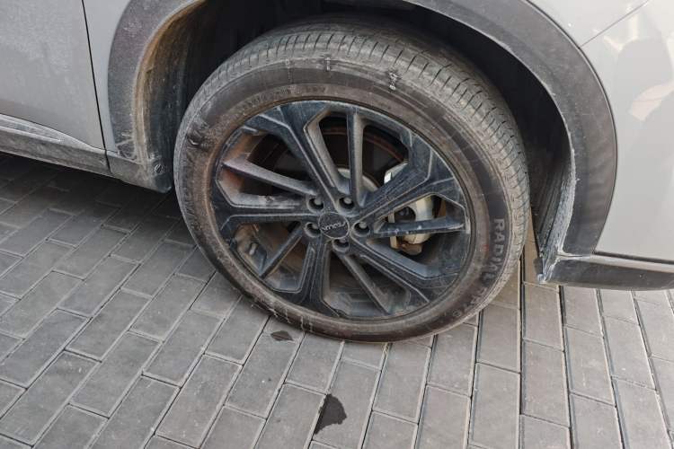 Used Dongfeng Aeolus Huge 2022 Mach Dual-Motor 1.5T MHD Dare-to-Dream Edition