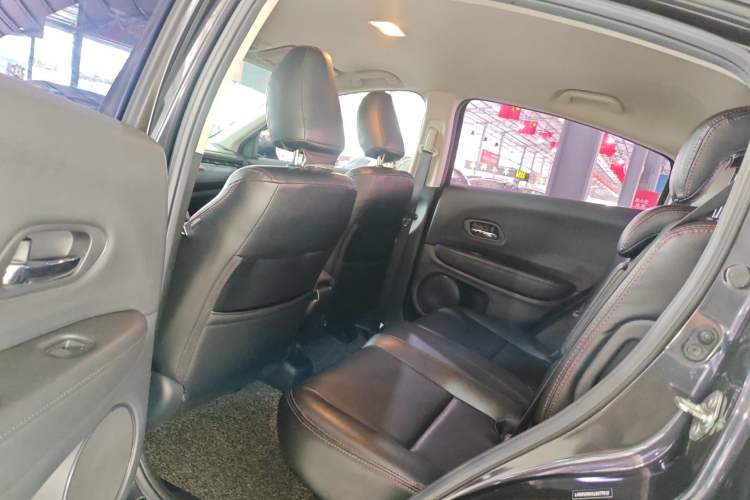 Used Honda Vezel 2017 1.8L CVT 2WD Elite Model
