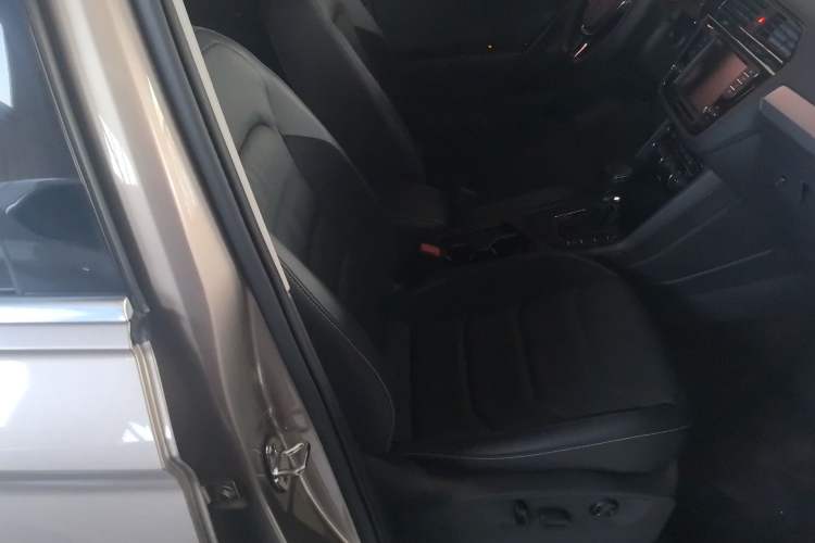 Used Volkswagen Tiguan L 2017 380TSI Automatic All-Wheel-Drive Luxury Edition