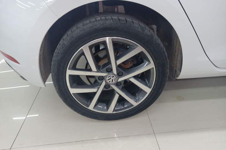 Used Volkswagen Golf 2020 200TSI DSG Comfortable and Ambitious Edition
