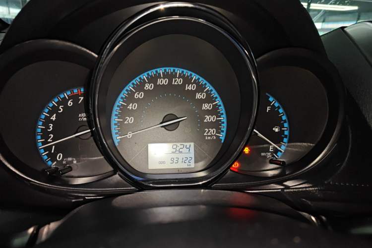 Used Toyota YARiS L 2016 Revised 1.5E CVT Charming Edition
